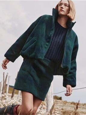 NWT Ann Taylor LOFT Plaid Welt Pocket Mini - Green and Blue - Size 6 Petite